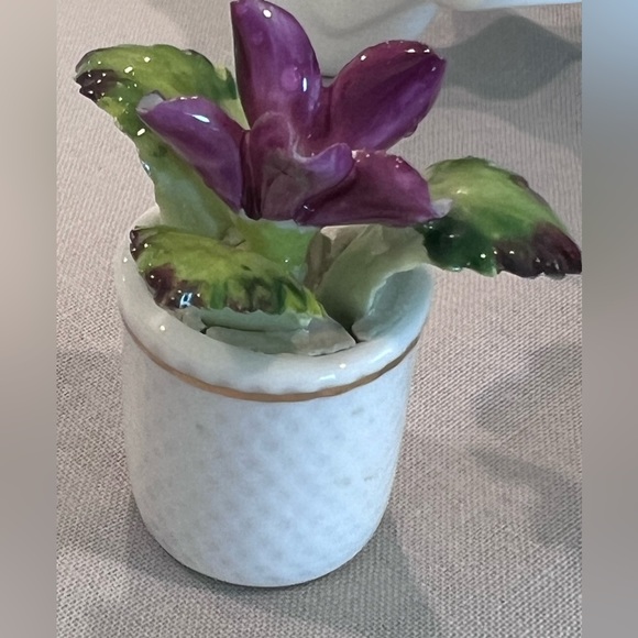 Miniature bone China miniature flower figurines - Picture 6 of 13